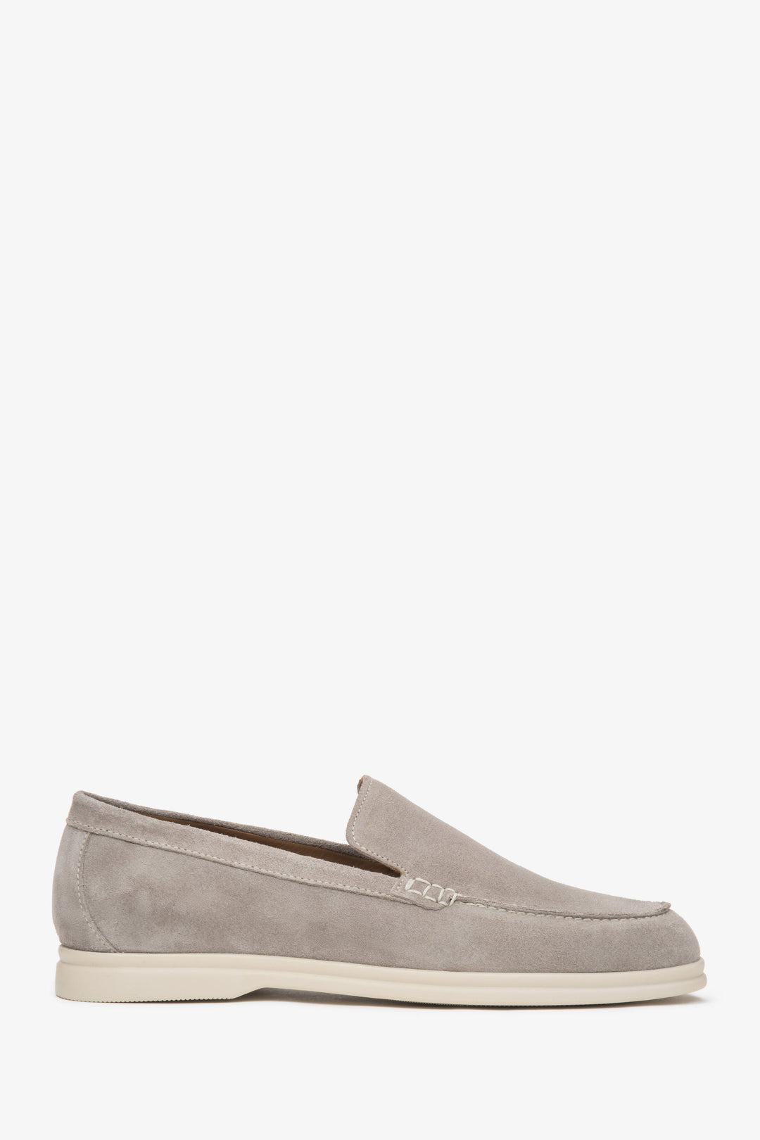 Seitenansicht des hellbeigen Veloursleder-Loafers ER00116803