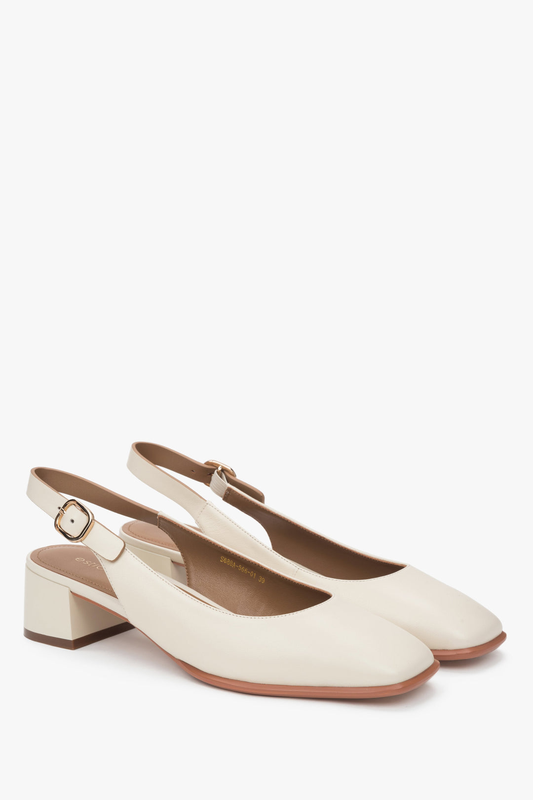 Detailaufnahme der Schnalle an den Slingback-Pumps in Hellbeige, Estro ER00116970