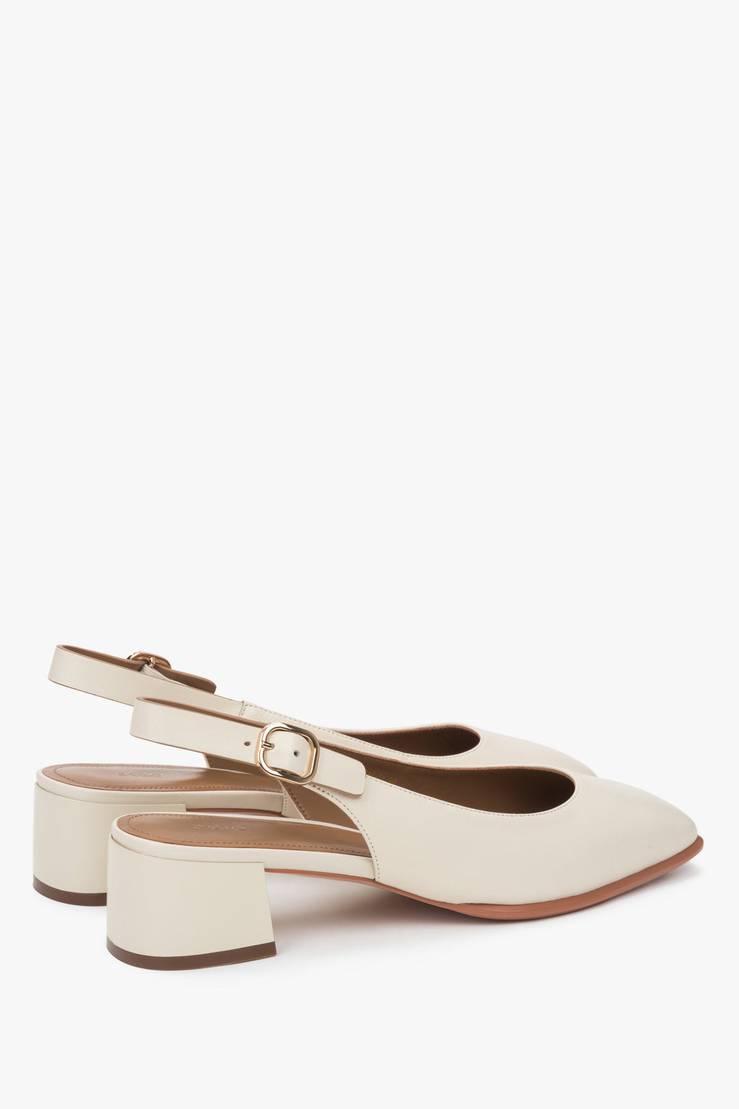 Damen Slingback-Pumps in Hellbeige auf weißem Hintergrund, Estro ER00116970
