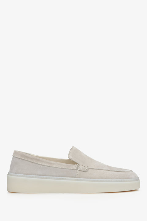 Hellbeiger Damen-Loafer aus edlem italienischem Velours Estro ER00114886.