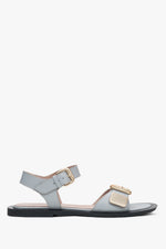 Hellblaue Damen-Ledersandalen mit flachem Absatz Estro ER00117384.