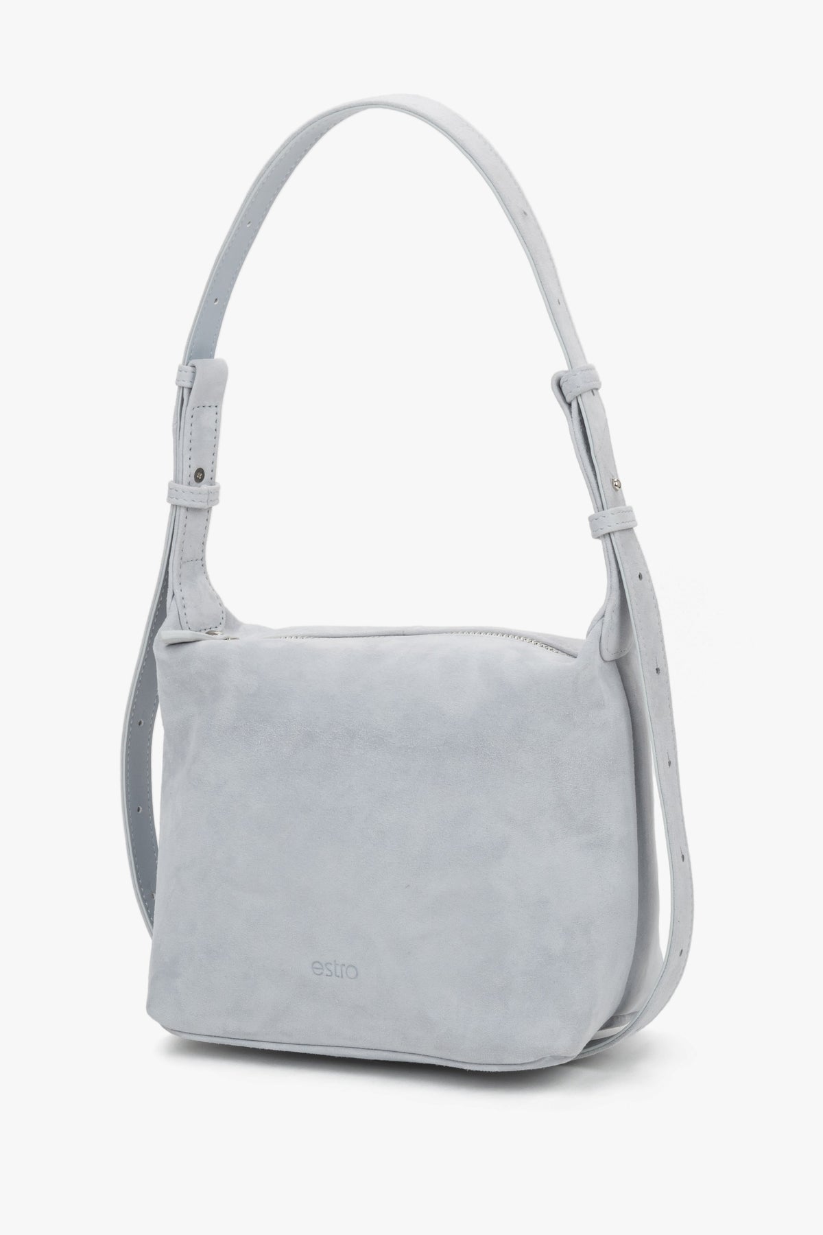 Hellblaue Velours-Handtasche im Hobo-Stil schräge Ansicht