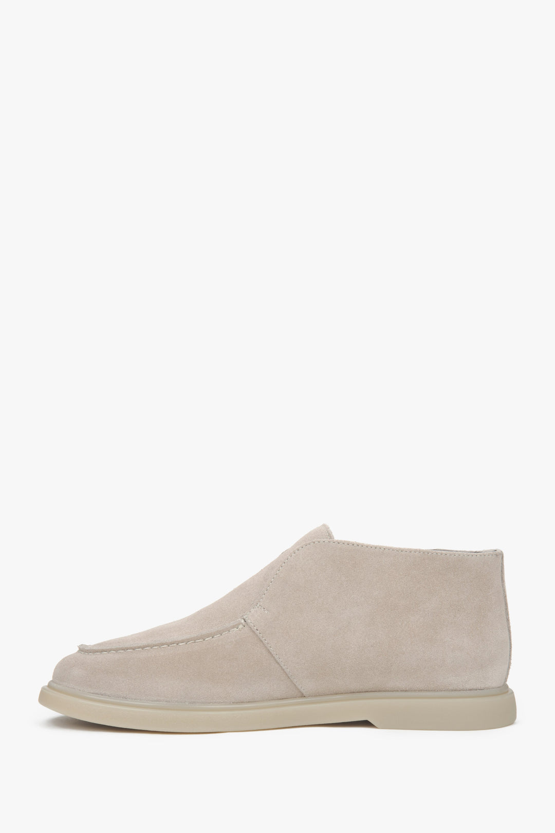 Damen-Loafer mit Plateau von Estro, gefertigt aus hochwertigstem beigem Velours direkt aus Italien.