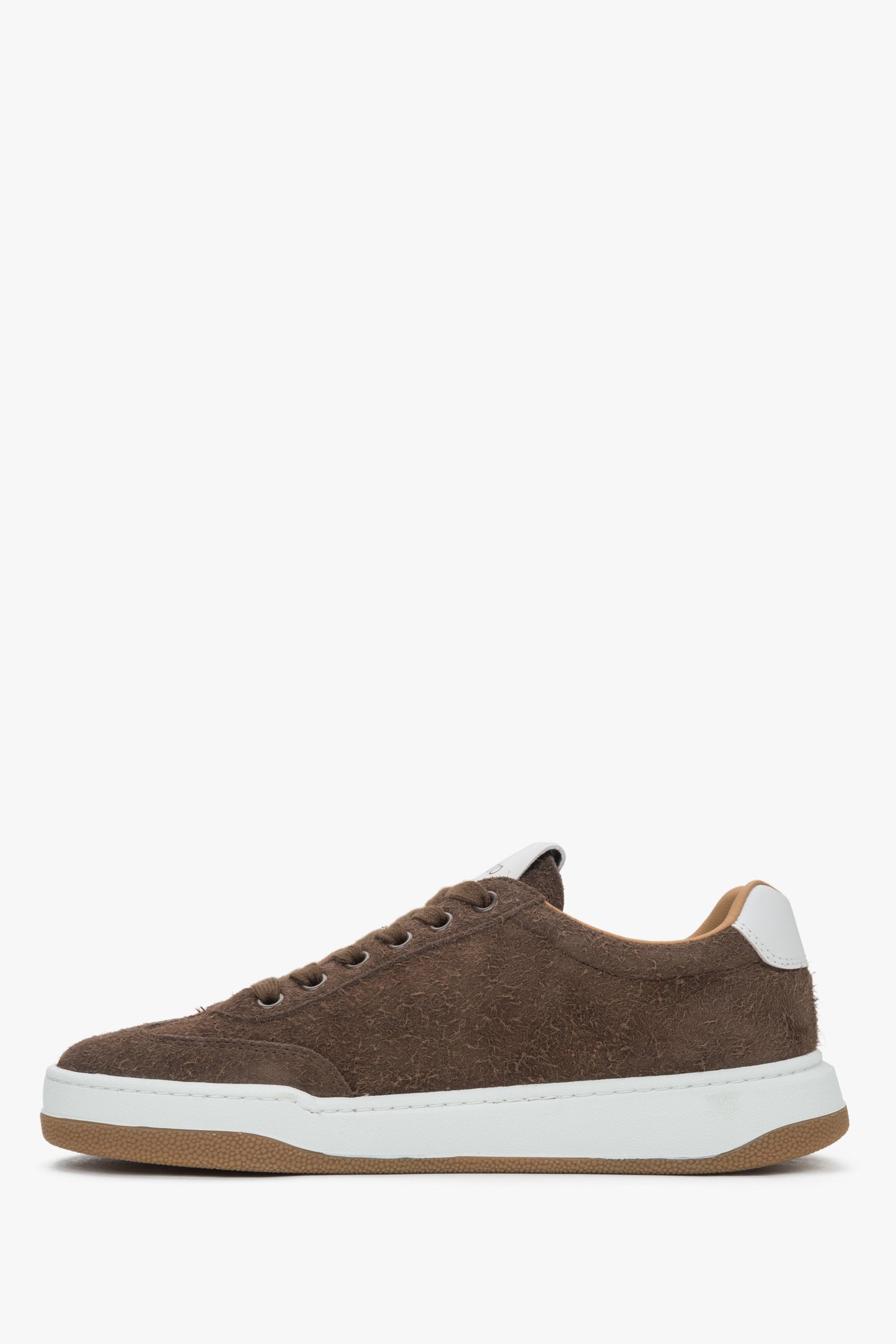 Damen-Sneaker Dunkelbraun aus Echtem Velours mit Flexibler Sohle Estro ER00116902