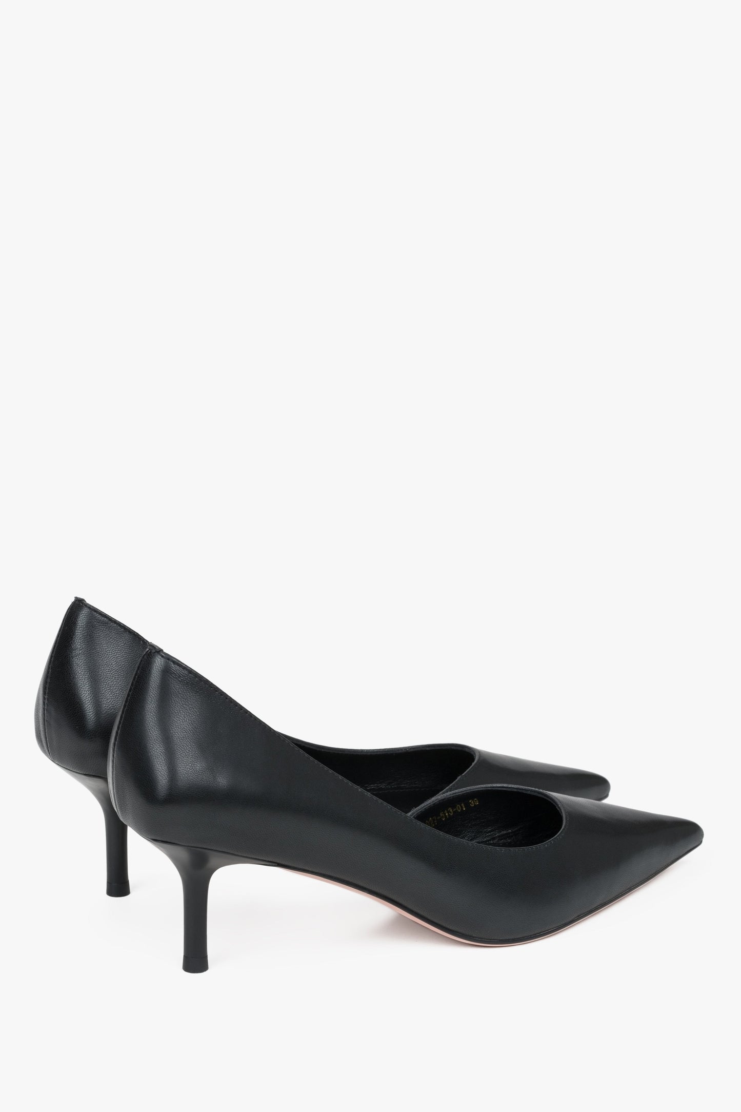 Echtes Leder: Klassische schwarze Schuhe von Estro mit niedrigem Absatz.