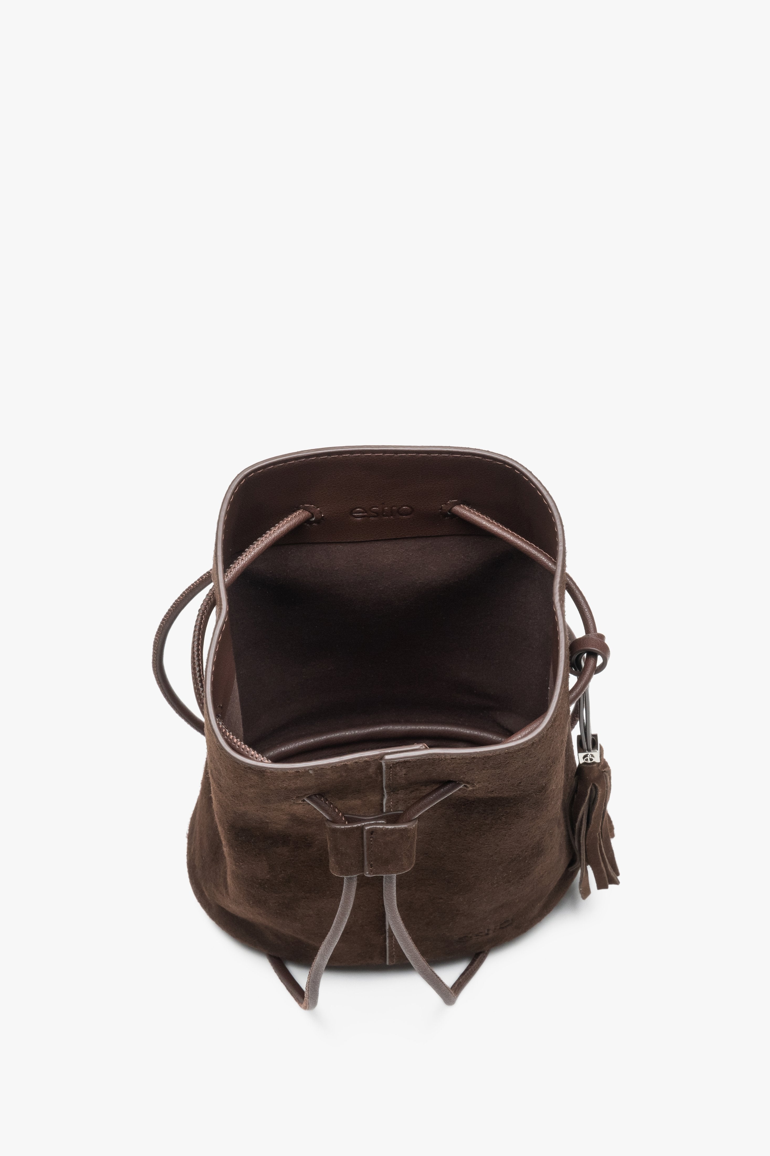 Innenansicht kleiner brauner Damen-Beuteltasche mit Kordelzug