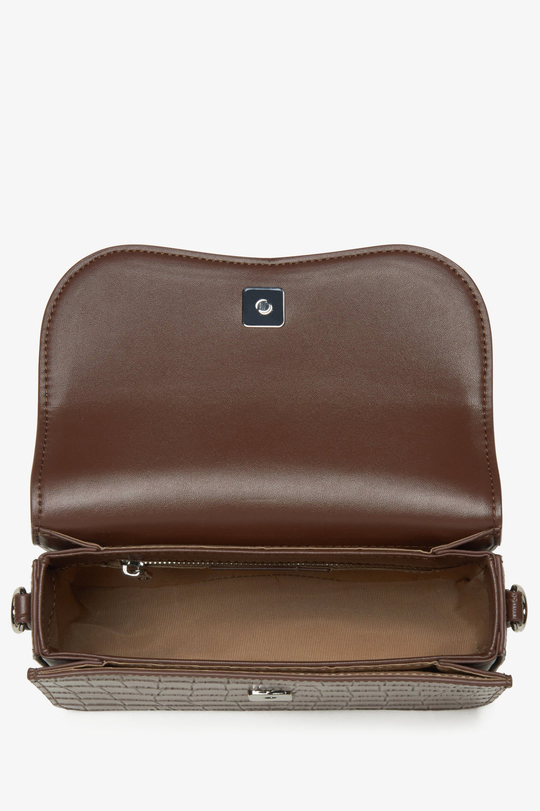 Braune Damenhandtasche von Estro – Innenansicht des Modells.