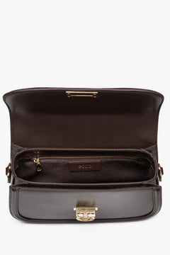 Kleine dunkelbraune Damen-Schultertasche mit edlen goldfarbenen Beschlägen Estro ER00115778