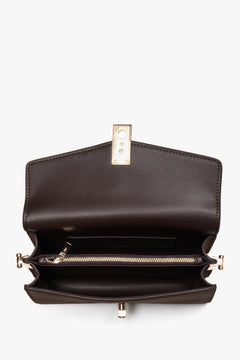 Hochwertige kleine Damen-Tasche in Dunkelbraun z weichem Griff. 