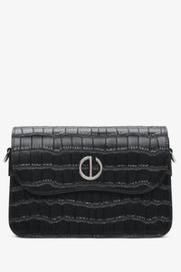 Kleine schwarze Damen-Handtasche aus echtem Leder mit Prägung Estro ER00115963.