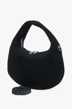 Schwarze Damen-Henkeltasche aus natürlichem Velours.