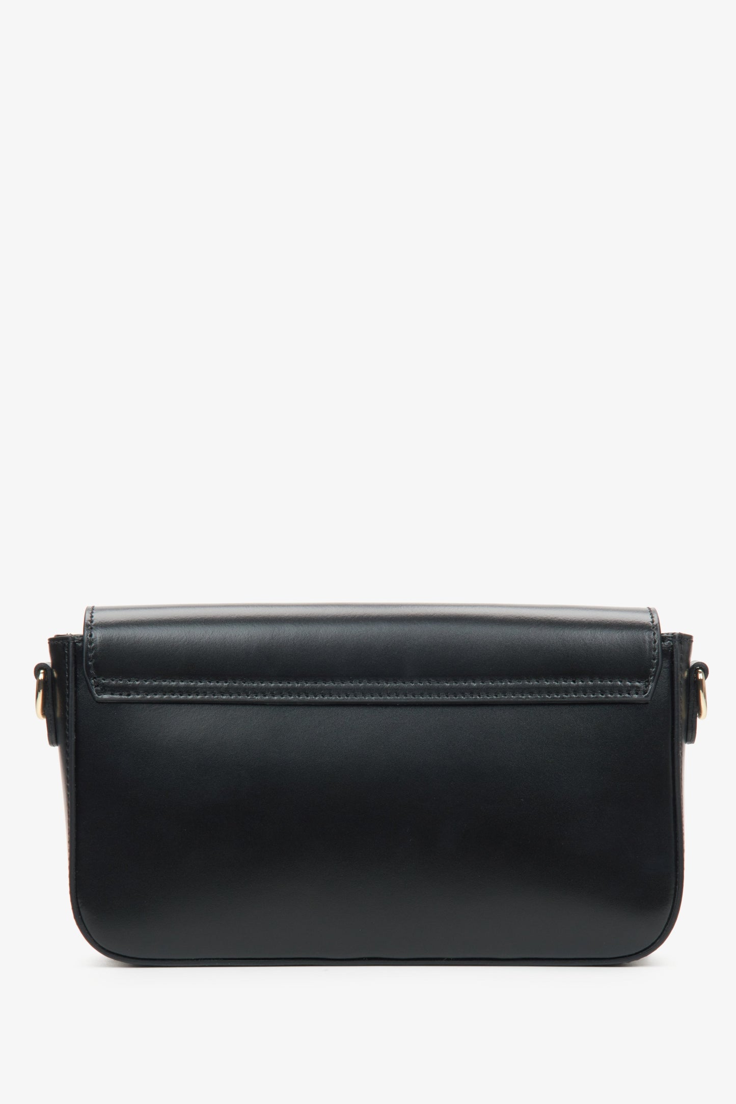 Kleine schwarze Damenhandtasche im Baguette-Stil.