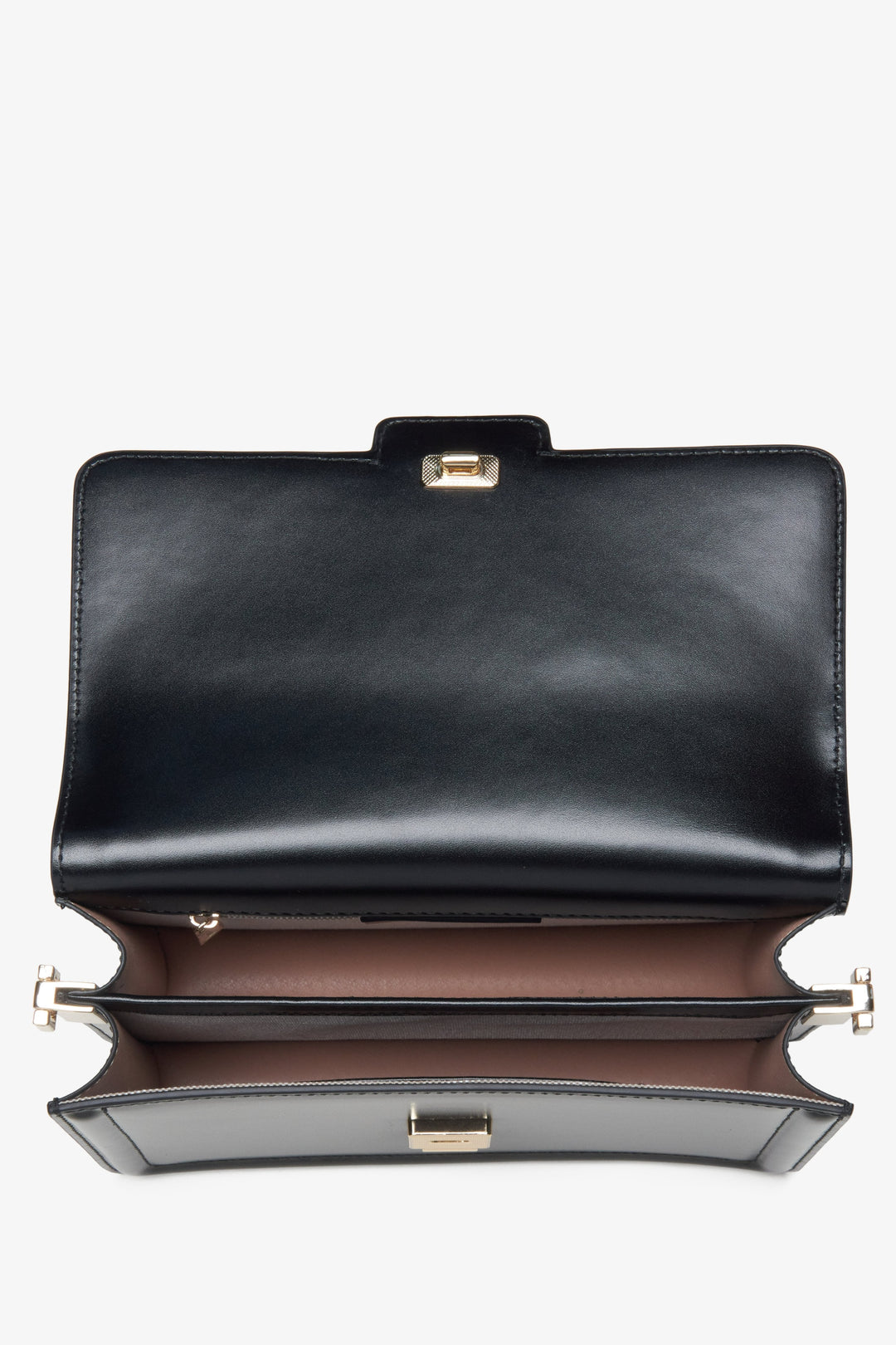Schwarze Damen-Ledertasche von Estro – Nahaufnahme des Innenraums.