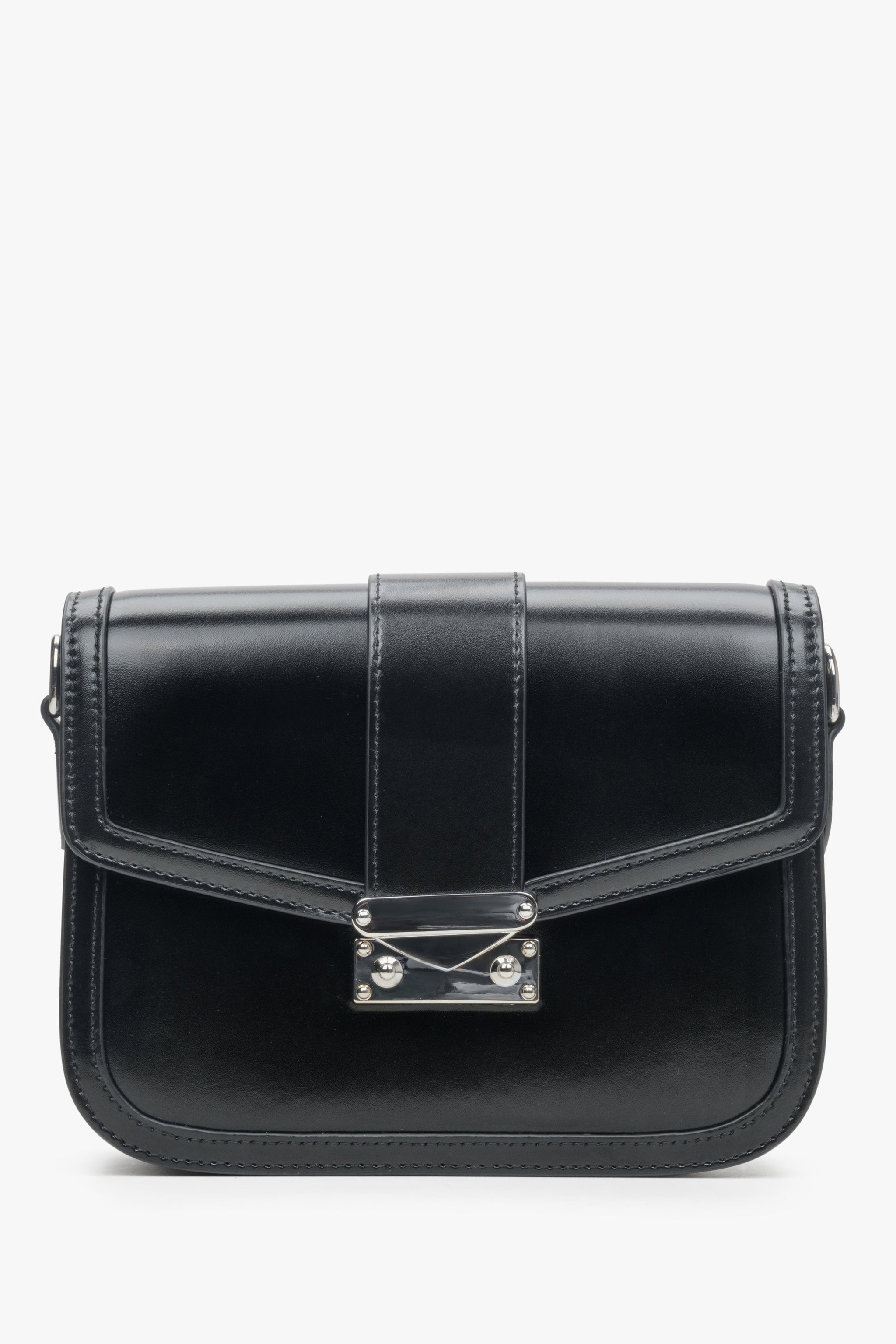 Kleine schwarze Damenhandtasche aus echtem Leder mit silberner Hardware Estro ER00113899.