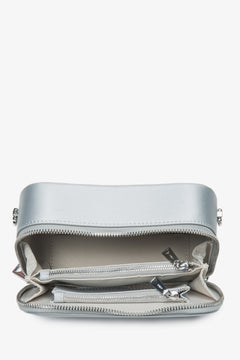 Kleine silberne Damen-Schultertasche mit Kette Estro ER00116810