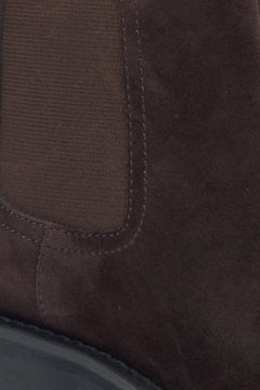 Estro Women’s Low Chelsea Boots in Dark Brown, crafted from genuine velour – detailed view.