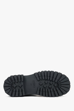 Damen-Chelsea-Boots aus schwarzem Leder mit niedrigem Schnitt von Estro.