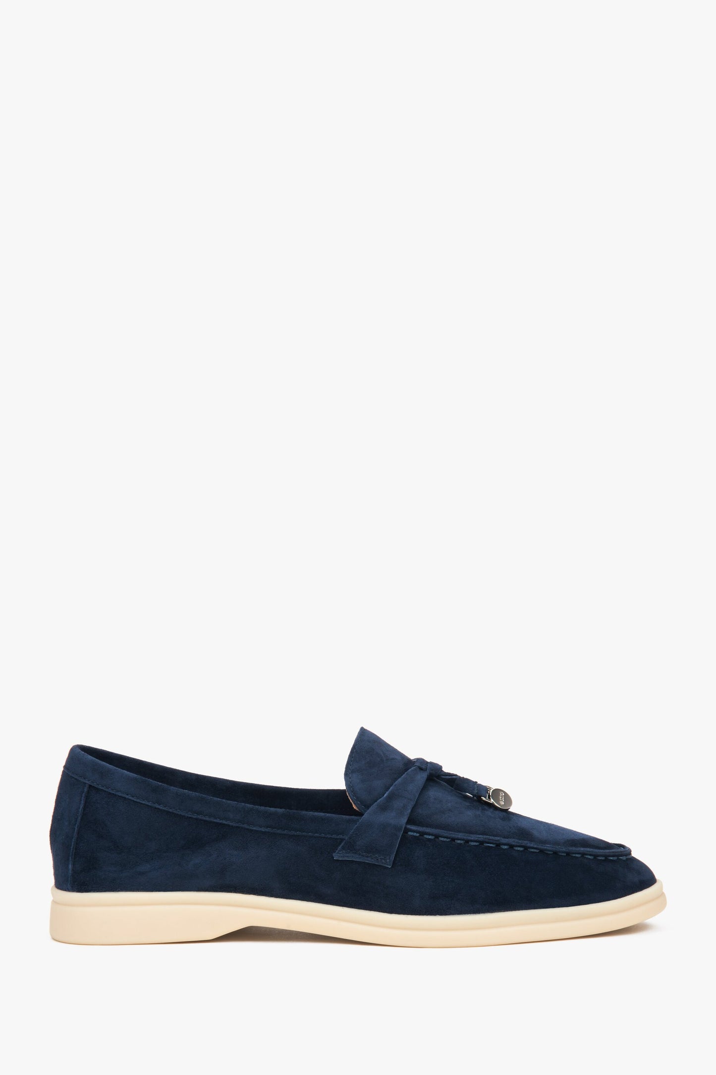 Marineblauer Damen-Loafer aus echtem Velours mit dekorativer Quaste Estro ER00115751.