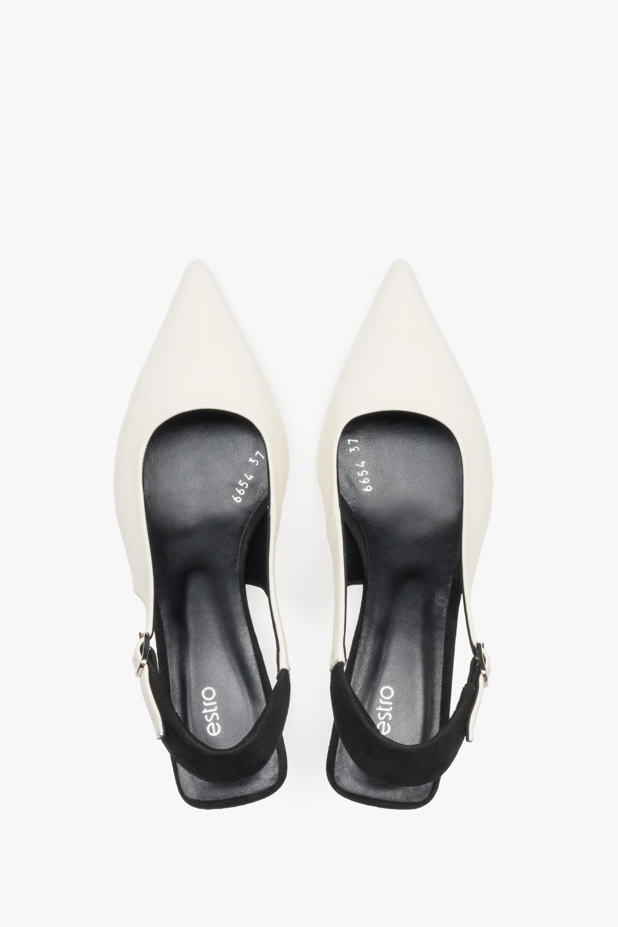 Milchweiße Damen-Slingpumps von oben mit spitzer Schuhspitze und schwarzer Decksohle