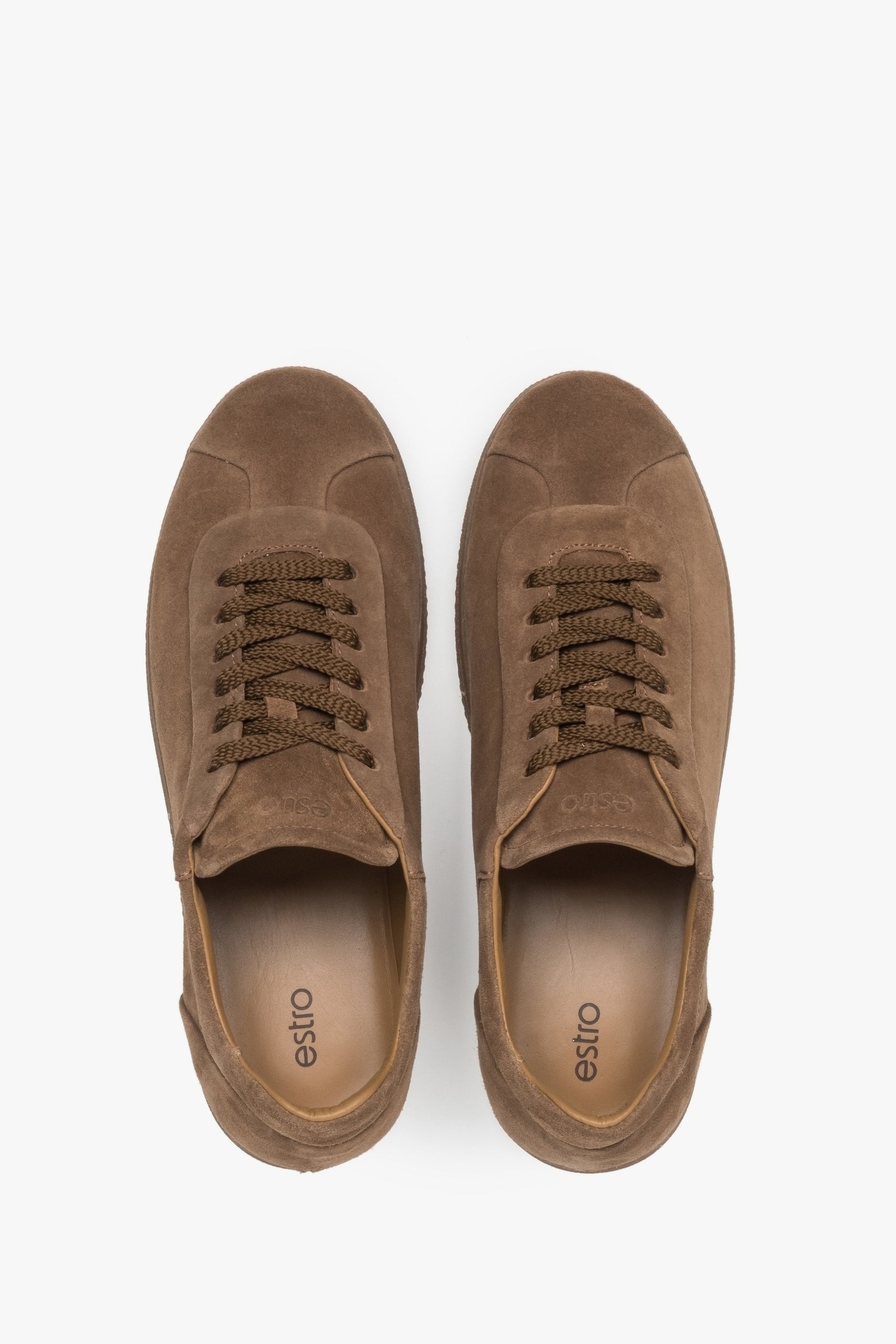 Braune Herren-Sneaker von Estro, aus hochwertigem italienischem Echtvelours.