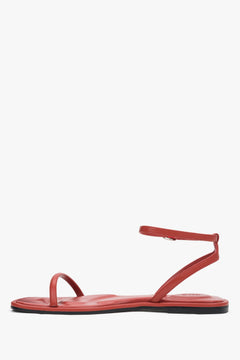 Rote Damen-Sandalen aus Leder mit feinen Riemchen und Schnalle