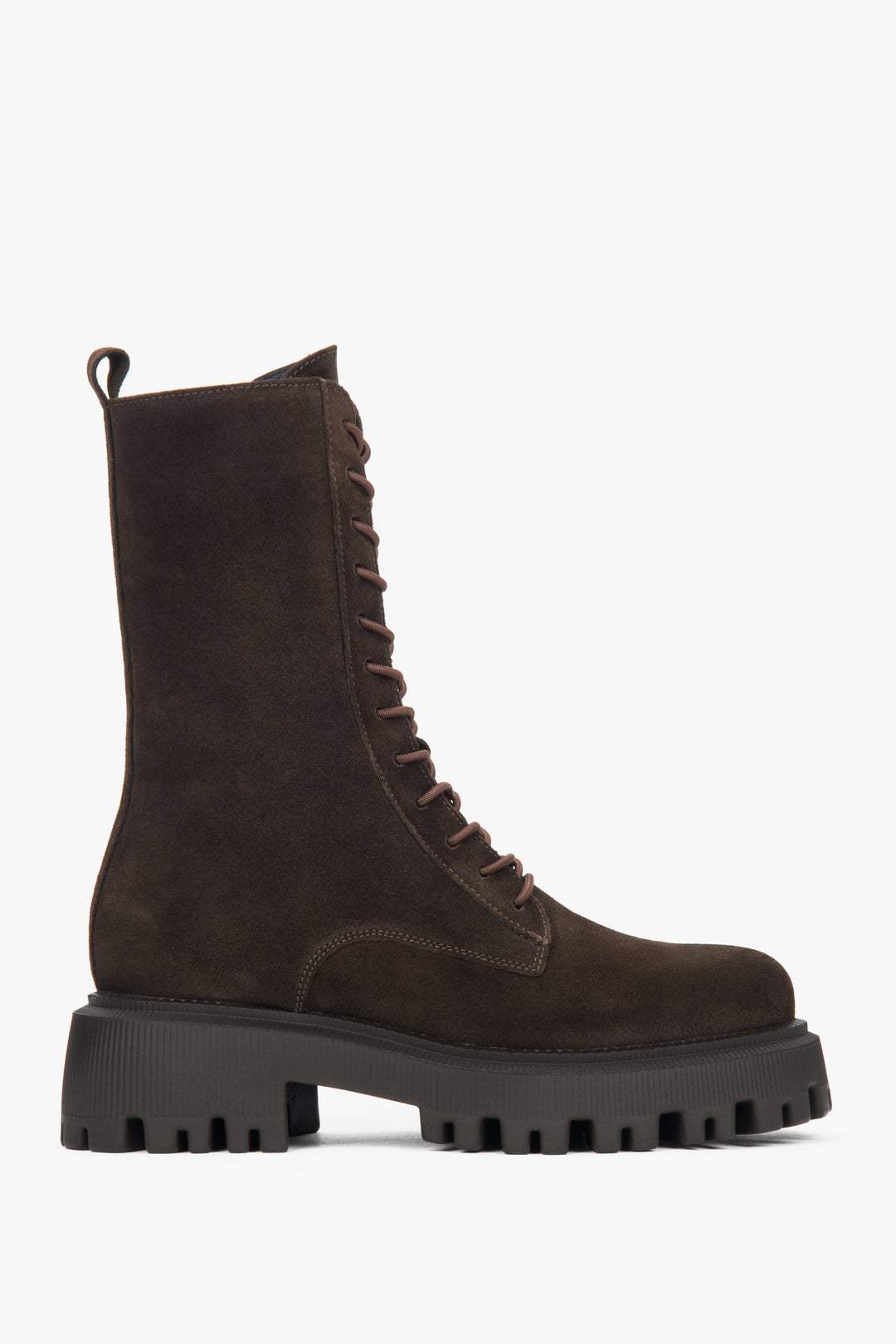 Damen-Stiefeletten in Sattelbraun aus italienischem Premium-Velours Estro ER00118117.