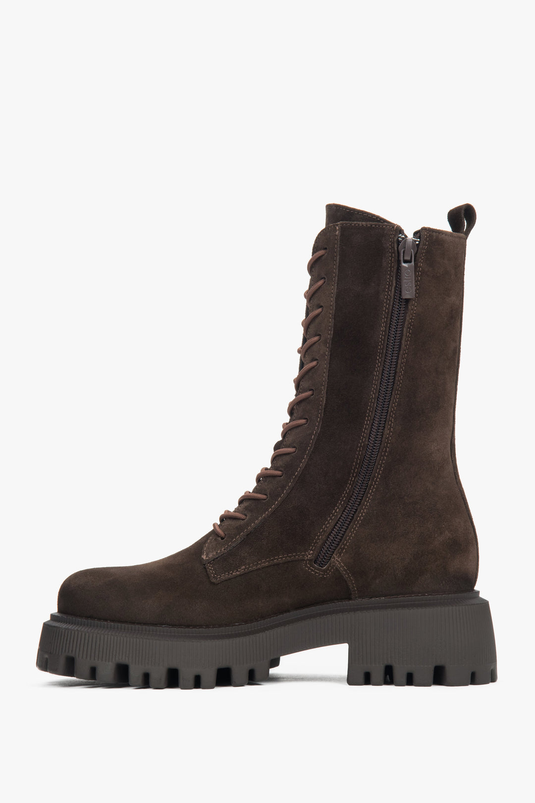 Die Estro Stiefelette ER00111488 aus italienischem Velours.