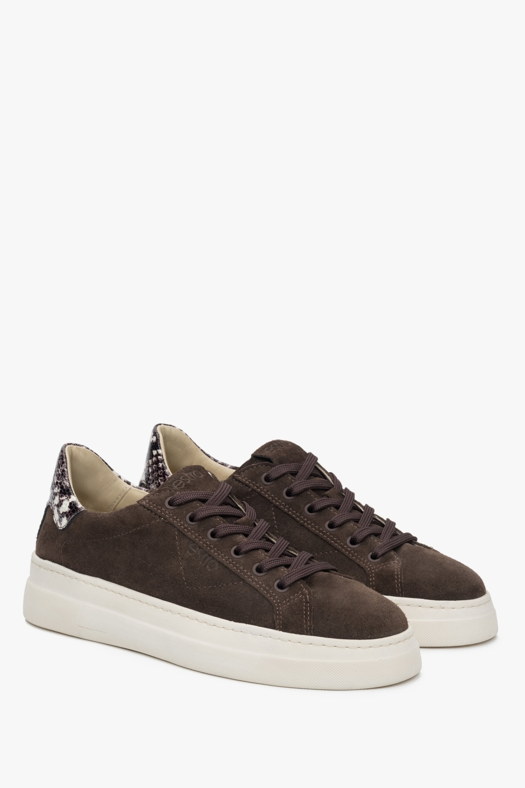 Damen-Sneaker von Estro – Sattelbraun, Animal-Print, italienisches Velours.