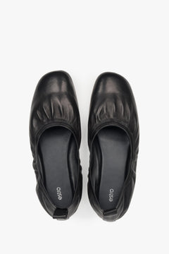 Elegante schwarze Ballerinas aus Echtleder für Damen.