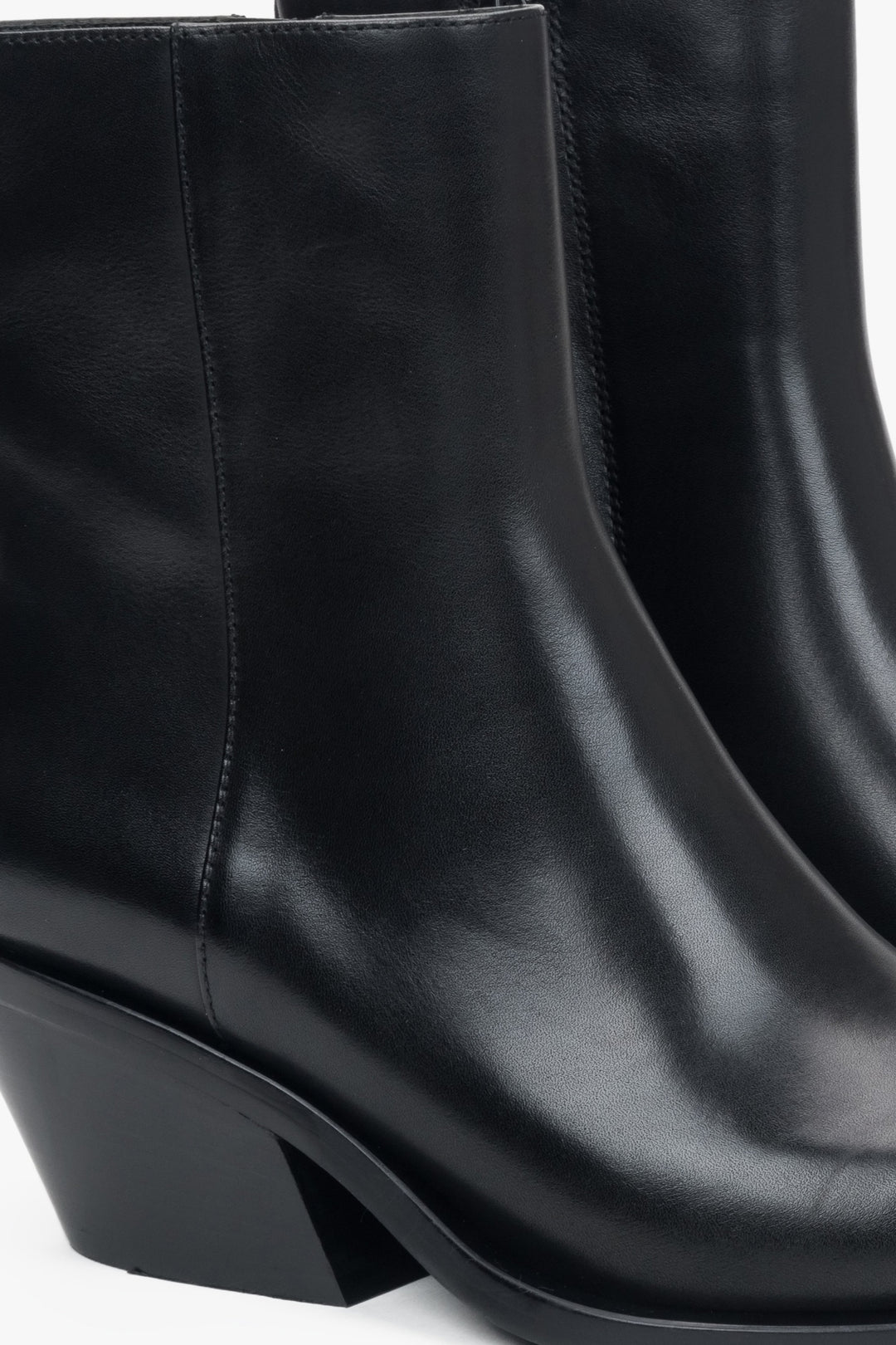 Damen-Cowboystiefel aus schwarzem Leder mit niedrigem Schaft Estro ER00116618