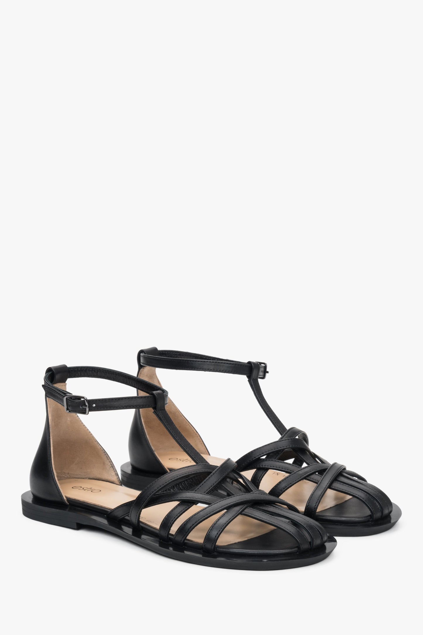 Schwarze Leder-Fischersandalen für Damen.