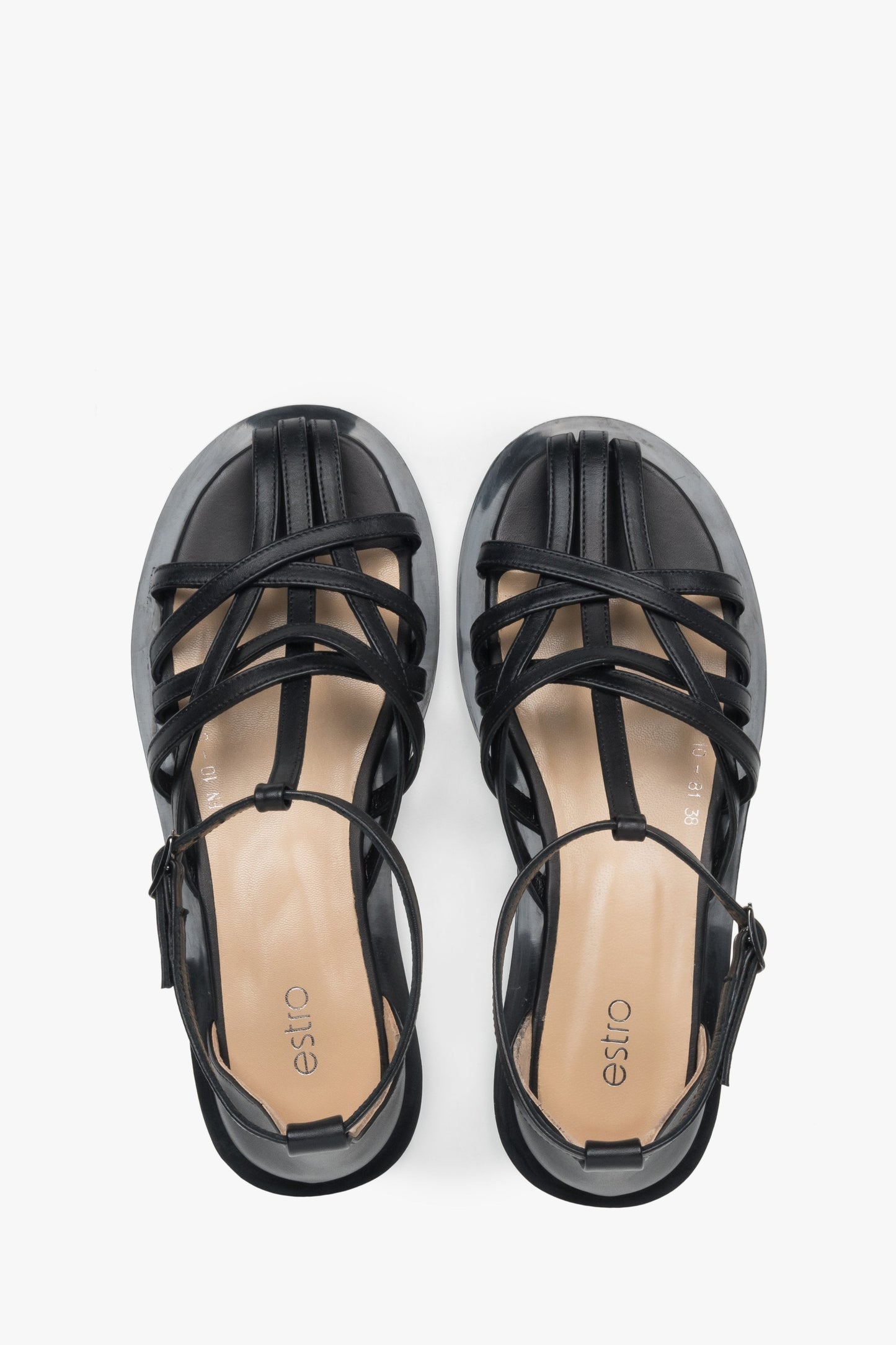 Fischersandalen für Damen aus Leder in der Farbe Schwarz.