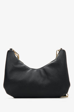Damen-Lederhandtasche von Estro in der Farbe Schwarz.