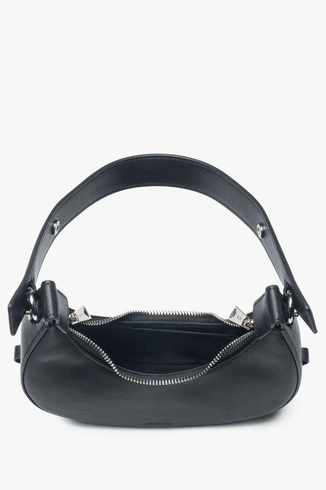 Stilvolle schwarze Damen-Handtasche von Estro in Halbmondform.