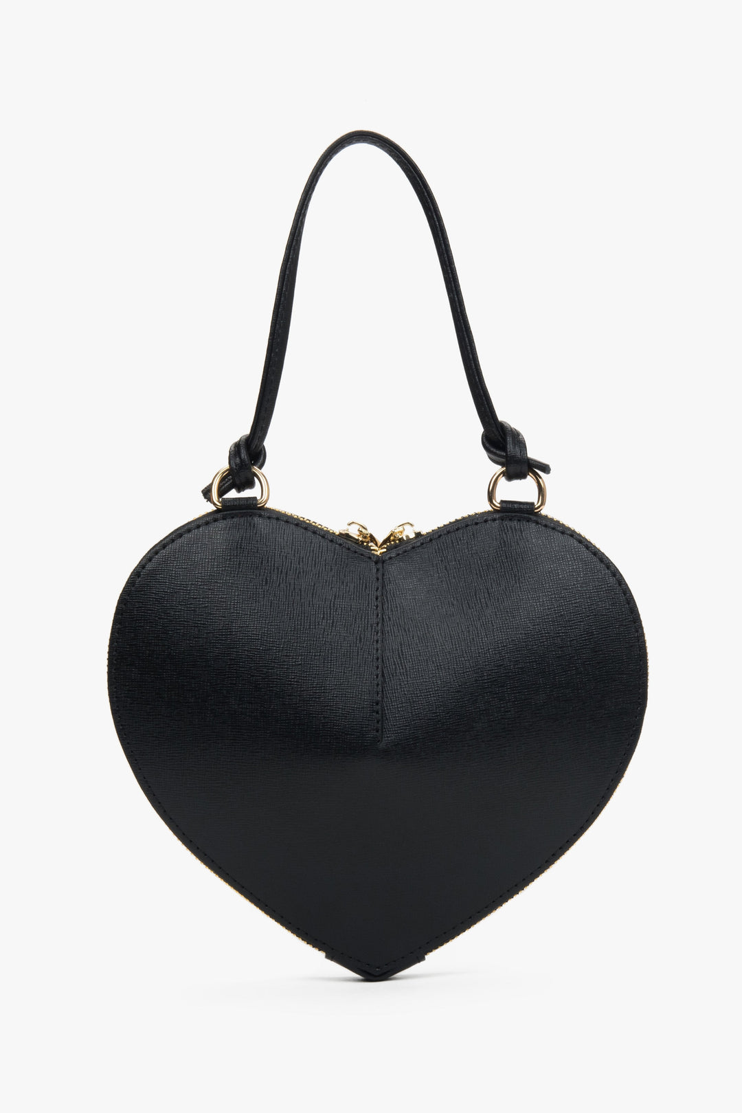 Schwarze herzförmige Umhängetasche für Damen aus Leder von Estro.
