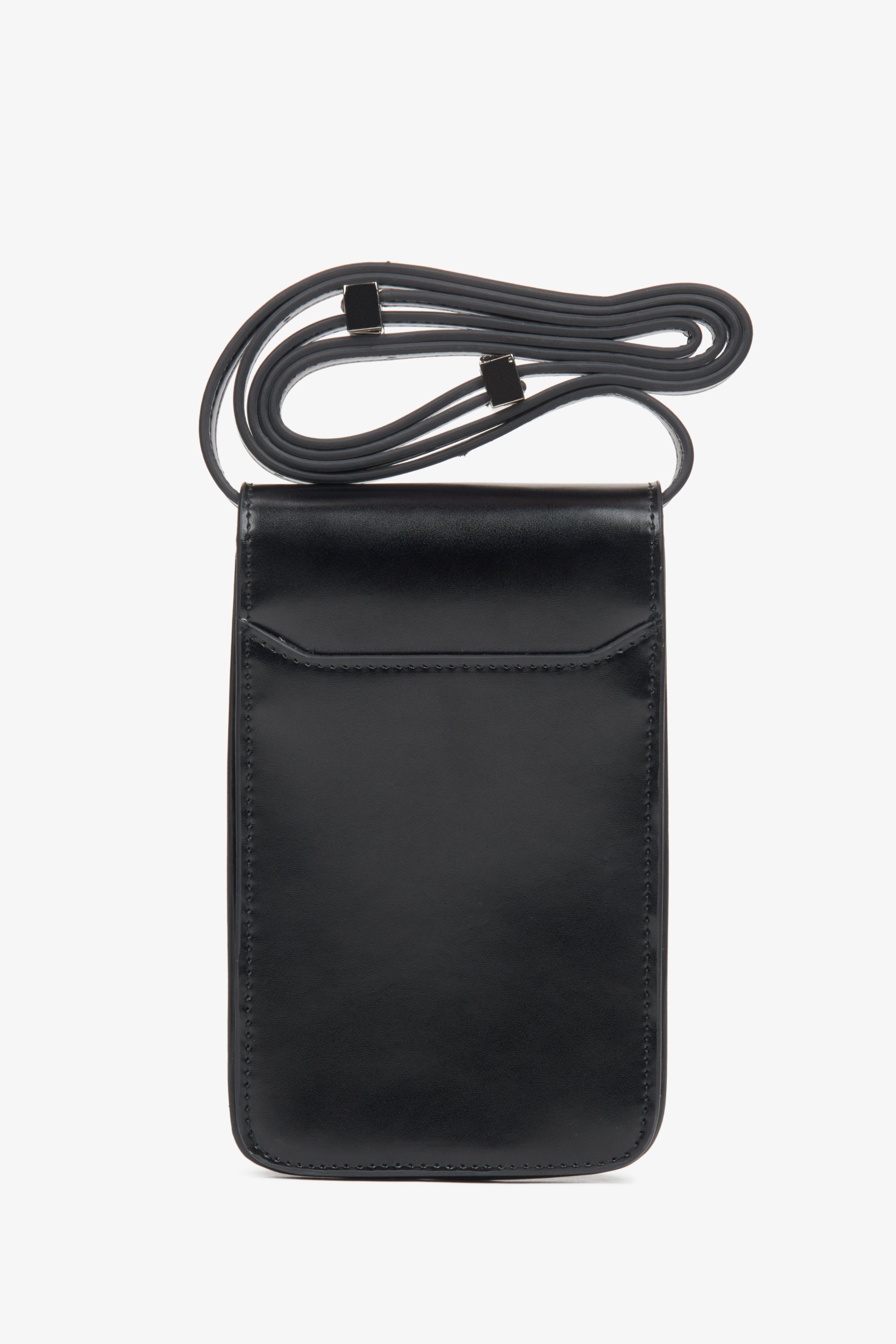 Stilvolle Damen-Handytasche aus schwarzem Leder von Estro – Rückansicht.