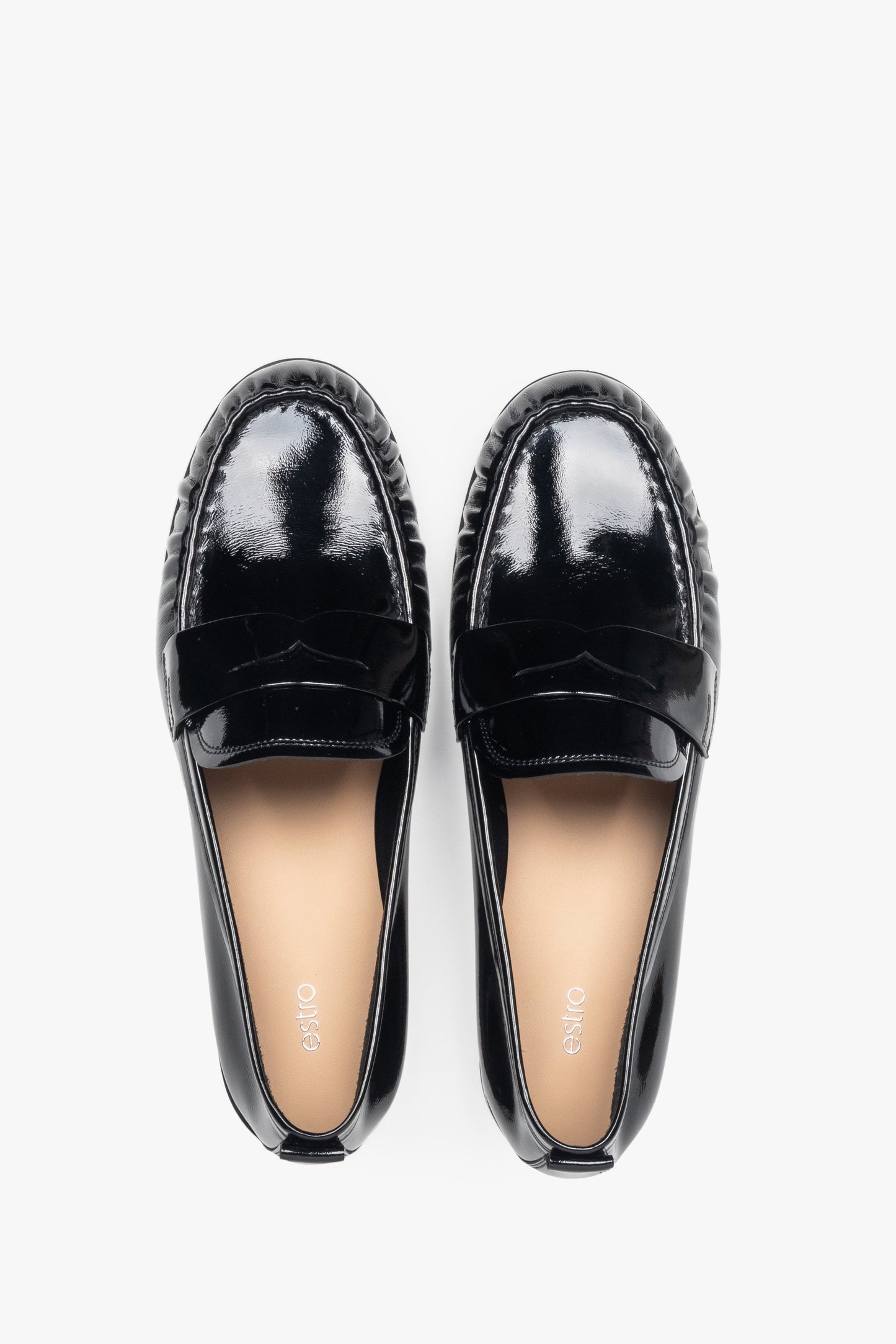 Flache Slipper mit weicher Ledersohle in Schwarz. Estro ER00116899