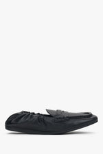 Schwarze flexible Damen-Loafer mit weicher Ferse Estro ER00118783.