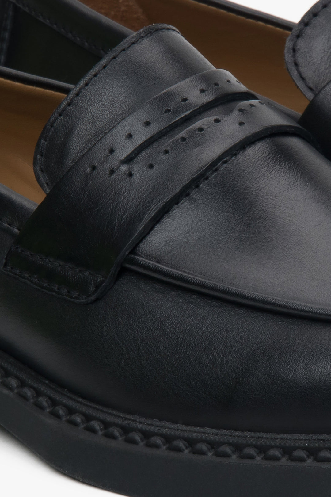 Klassische Damen Penny Loafer in Schwarz Estro ER00117583