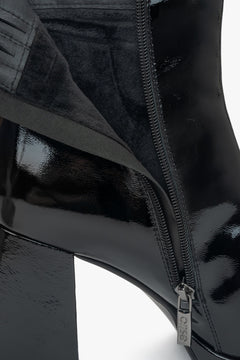 Schwarze Damen Stiefeletten mit 9 cm Blockabsatz Estro ER00115881