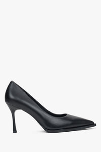 Elegante Damen-Pumps aus dunkelbraunem Echtleder in spitzer Form Estro ER00115740.