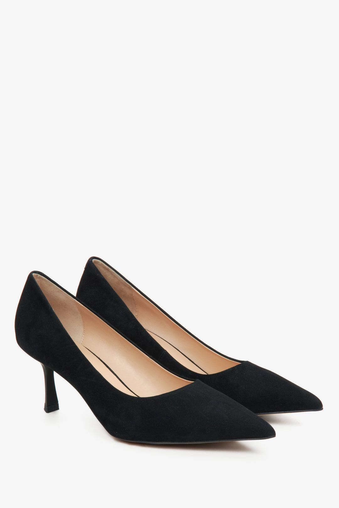 Elegante Pumps in Schwarz mit spitzer Form. Estro ER00114629