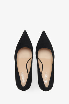Schwarze Slip-on-Pumps mit leicht gebogener Spitze. Estro ER00114629