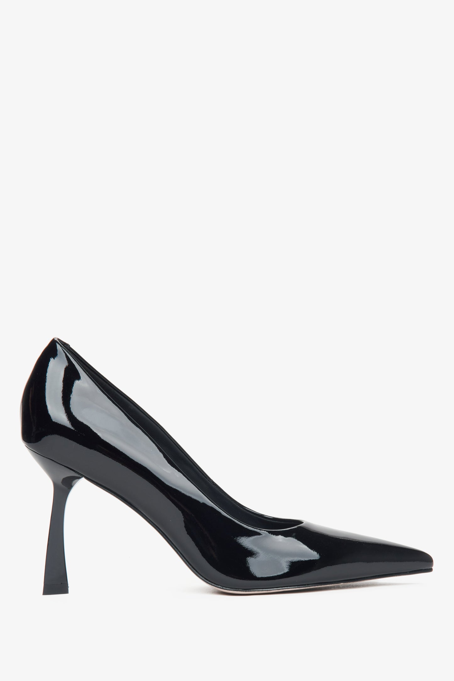 Glänzende High Heels mit spitzer Kappe aus echtem Leder Estro ER00115995