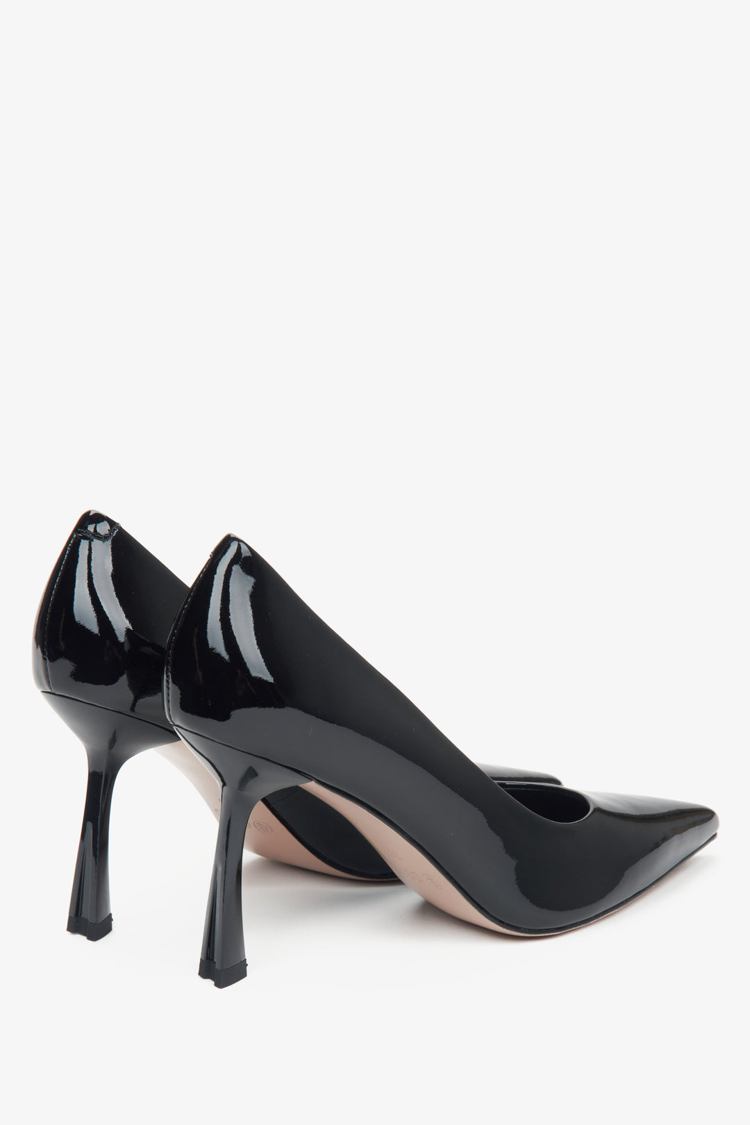 Schwarze High Heels aus Lackleder mit spitzer Zehenpartie Estro ER00115995