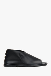 Schwarze Damen-Sandalen aus Leder mit geschlossener Ferse Estro ER00117376.