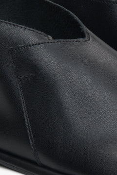 Schwarze Damen Sandalen aus Leder mit geschlossener Ferse Estro ER00117376