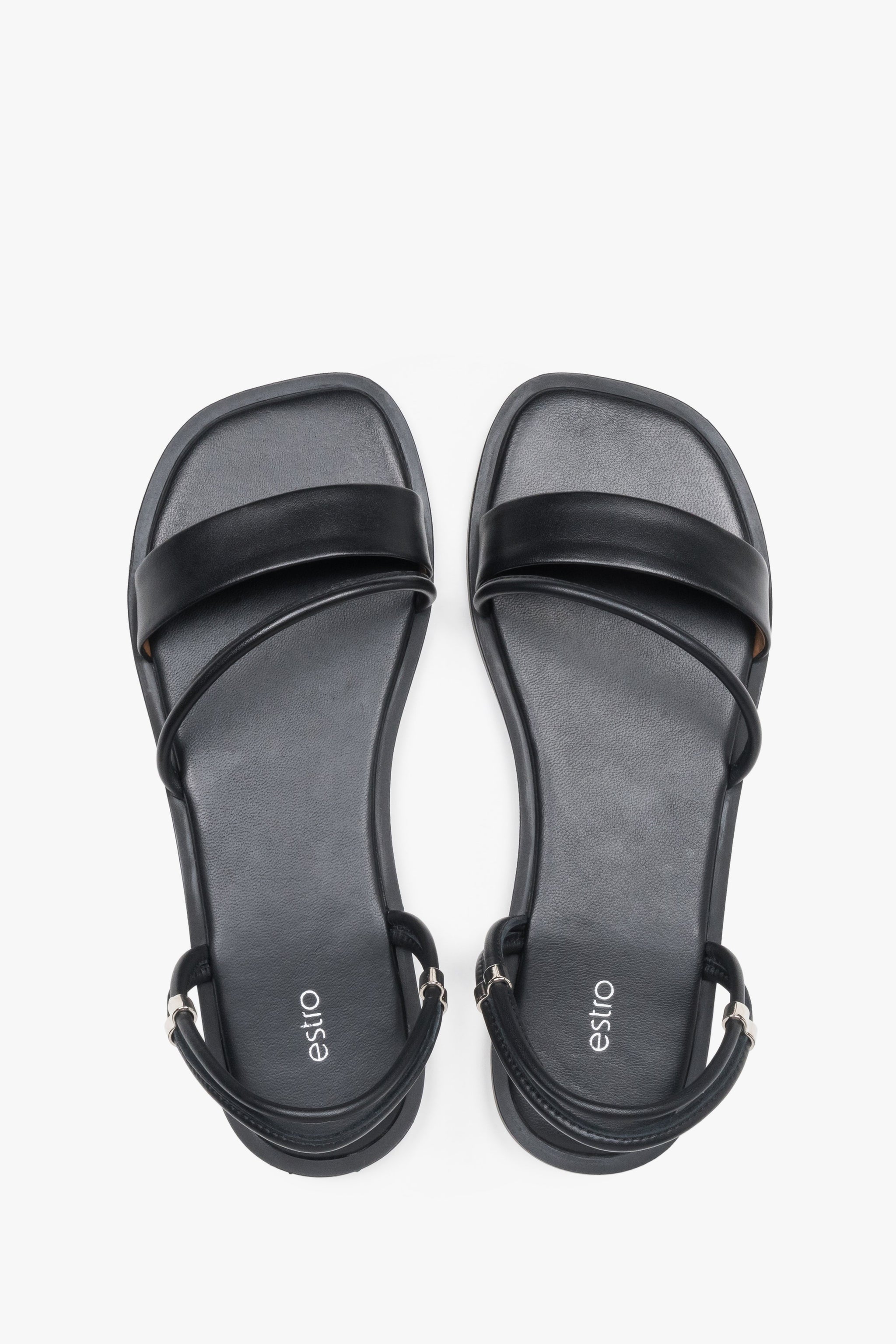 Schwarze Damen-Sandalen aus Echtleder von oben mit schmalen Riemen