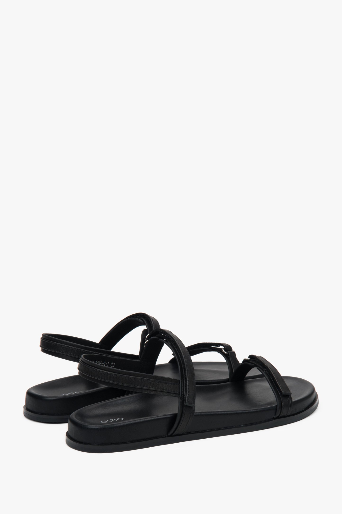 Schwarze Damen-Sandalen von Estro mit dünnen Riemchen und weichem Futter – perfekt für den Sommer, mit flexibler Sohle für maximale Bewegungsfreiheit.