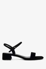 Schwarze Damen-Sandalen aus Naturvelours mit niedrigem Absatz von Estro